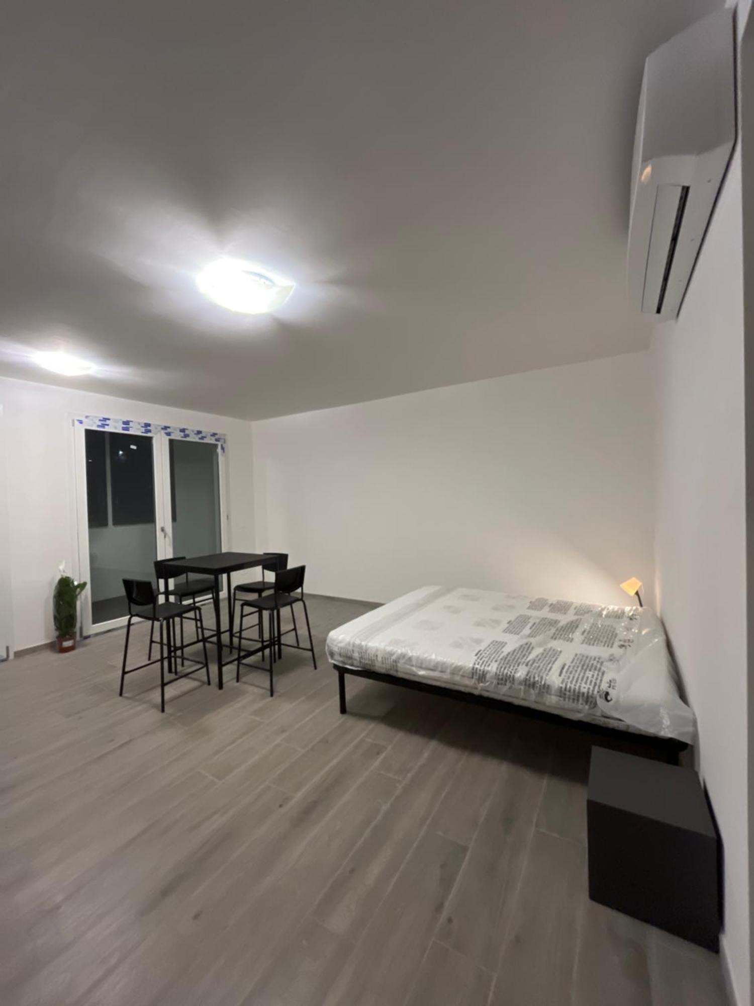 Alessandrino Apartment *
