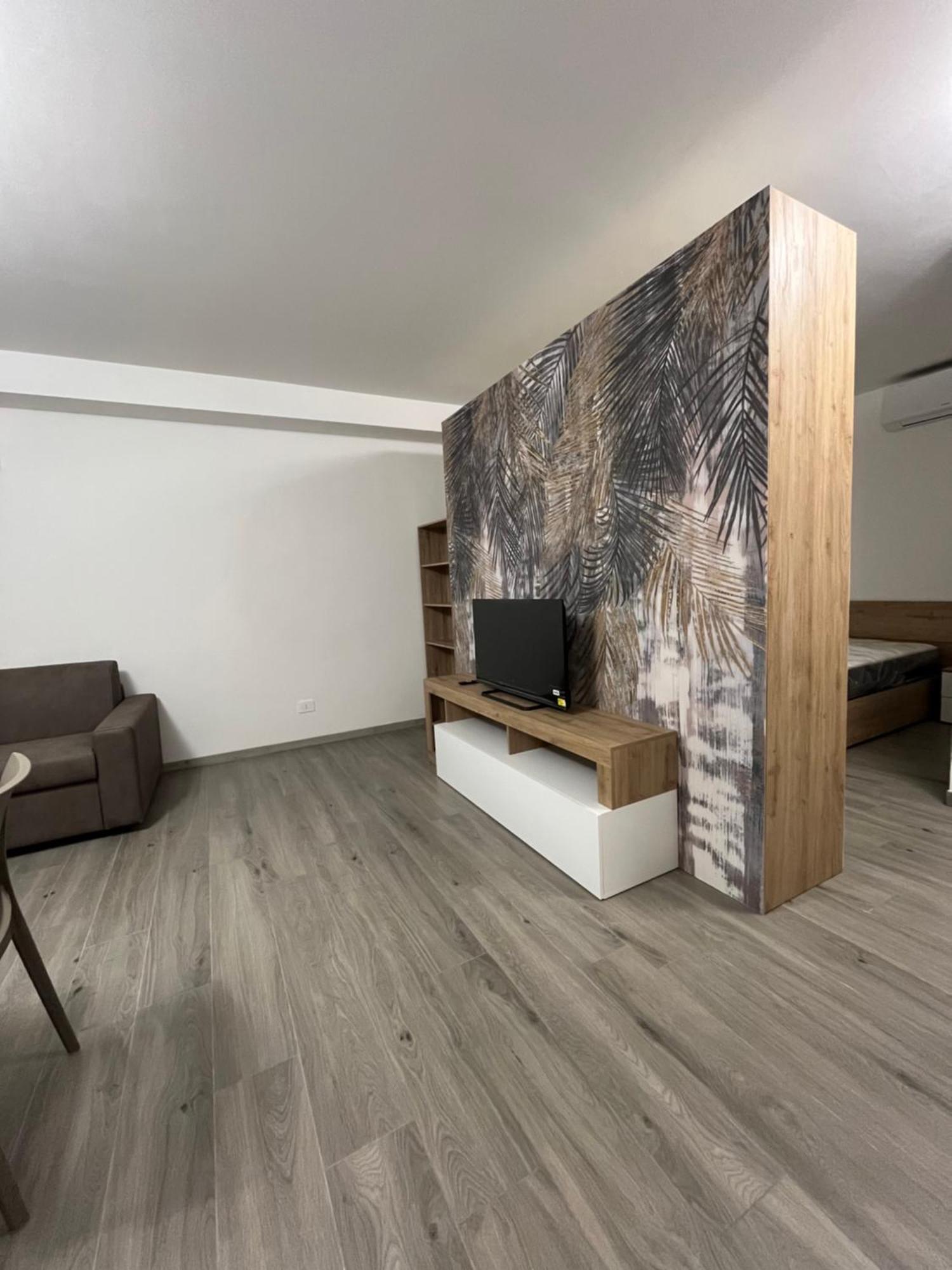 Alessandrino Apartment *